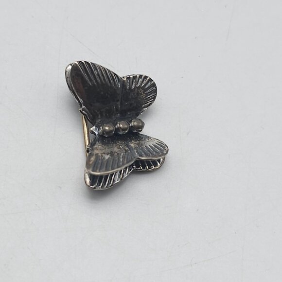 Vintage Sterling Silver Butterfly Brooch Pin .5 inch - Picture 2 of 4